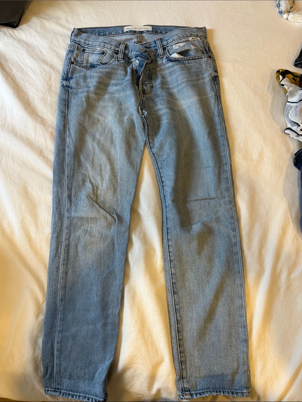 GAP Women's Light Blue Straight Jeans